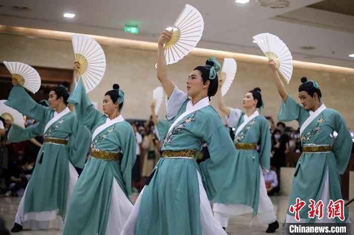 “博物馆奇妙夜”在南京博物院上演。　泱波 摄