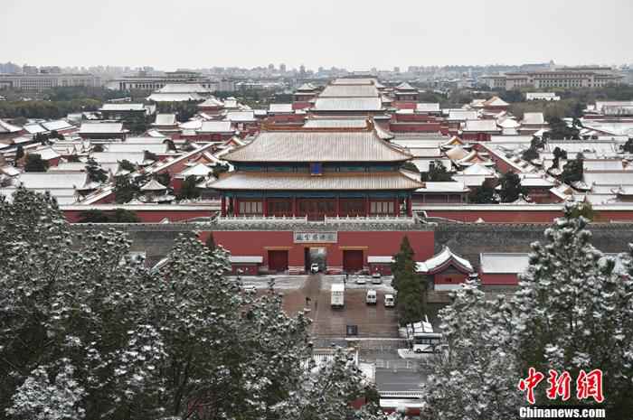 资料图：雪后的紫禁城一片银装素裹。金硕 摄