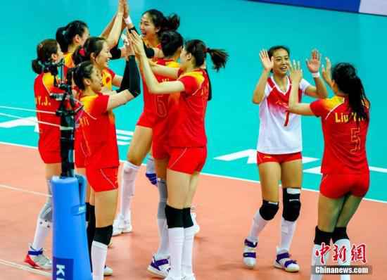 武汉军运会中国八一女排3:0胜美国队取开门红